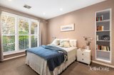 https://images.listonce.com.au/custom/160x/listings/15-park-lane-mount-waverley-vic-3149/244/01986244_img_08.jpg?s66bF5ddXKk