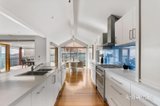 https://images.listonce.com.au/custom/160x/listings/15-park-view-drive-carnegie-vic-3163/770/01979770_img_04.jpg?QTQ1YCOFSFM