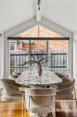 https://images.listonce.com.au/custom/160x/listings/15-park-view-drive-carnegie-vic-3163/770/01979770_img_16.jpg?LmpUkDOK2VY