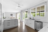 https://images.listonce.com.au/custom/160x/listings/15-pasadena-crescent-bentleigh-east-vic-3165/899/01855899_img_04.jpg?4EmSqOZ1pts