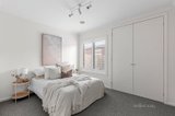 https://images.listonce.com.au/custom/160x/listings/15-point-boulevard-point-lonsdale-vic-3225/093/01726093_img_14.jpg?bHxTskjwPTM
