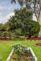 https://images.listonce.com.au/custom/160x/listings/15-princes-street-watsonia-vic-3087/936/01956936_img_14.jpg?izmMym0ip-M