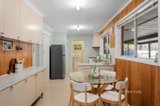 https://images.listonce.com.au/custom/160x/listings/15-prospect-court-ringwood-vic-3134/976/01561976_img_05.jpg?BHVmrXDqh6Y