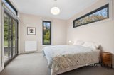 https://images.listonce.com.au/custom/160x/listings/15-queensberry-street-daylesford-vic-3460/955/01558955_img_09.jpg?h_KElGQohEg