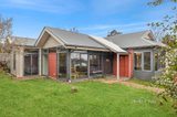 https://images.listonce.com.au/custom/160x/listings/15-queensberry-street-daylesford-vic-3460/955/01558955_img_14.jpg?lRaeoMvIymY