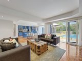 https://images.listonce.com.au/custom/160x/listings/15-range-street-camberwell-vic-3124/220/00829220_img_03.jpg?aT99o9YgfmU