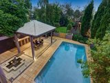 https://images.listonce.com.au/custom/160x/listings/15-range-street-camberwell-vic-3124/220/00829220_img_11.jpg?eU6EwJdboSk