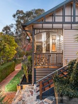 https://images.listonce.com.au/custom/160x/listings/15-rangeview-road-donvale-vic-3111/052/01703052_img_20.jpg?hMdbGB6jLxA