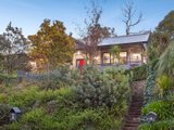 https://images.listonce.com.au/custom/160x/listings/15-rangeview-road-donvale-vic-3111/052/01703052_img_21.jpg?9AS3l17UGsA