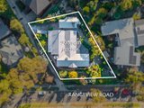 https://images.listonce.com.au/custom/160x/listings/15-rangeview-road-donvale-vic-3111/052/01703052_img_22.jpg?TI94Oy_mbc8