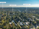 https://images.listonce.com.au/custom/160x/listings/15-rangeview-road-donvale-vic-3111/052/01703052_img_25.jpg?Top-EBUiUu8