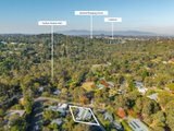 https://images.listonce.com.au/custom/160x/listings/15-rangeview-road-donvale-vic-3111/052/01703052_img_26.jpg?ryc8f9fyzJ8