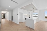 https://images.listonce.com.au/custom/160x/listings/15-raymond-street-daylesford-vic-3460/327/01975327_img_06.jpg?GxMV53hvDtE