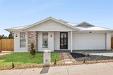 https://images.listonce.com.au/custom/160x/listings/15-raymond-street-daylesford-vic-3460/327/01975327_img_10.jpg?8AuKdHlcRgk