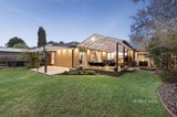 https://images.listonce.com.au/custom/160x/listings/15-robert-court-croydon-vic-3136/063/01520063_img_15.jpg?_TAPe3xUWmU