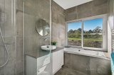 https://images.listonce.com.au/custom/160x/listings/15-robertson-drive-newham-vic-3442/304/01898304_img_09.jpg?4byl6rwQvN4