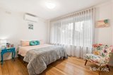 https://images.listonce.com.au/custom/160x/listings/15-rowland-street-mont-albert-vic-3127/610/01855610_img_04.jpg?KausZkfZZPc