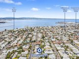 https://images.listonce.com.au/custom/160x/listings/15-russell-place-williamstown-vic-3016/665/01203665_img_14.jpg?p0ZcuXZ7Y4o