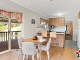 https://images.listonce.com.au/custom/160x/listings/15-sanctuary-court-lilydale-vic-3140/504/01529504_img_05.jpg?x9PW_b--q0Y