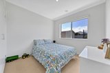 https://images.listonce.com.au/custom/160x/listings/15-sandor-terrace-charlemont-vic-3217/844/01698844_img_09.jpg?trgh6d71ffI
