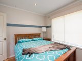 https://images.listonce.com.au/custom/160x/listings/15-saxon-drive-mooroolbark-vic-3138/084/01524084_img_06.jpg?P-JtfPRO1Zo