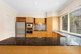 https://images.listonce.com.au/custom/160x/listings/15-scotch-circuit-hawthorn-vic-3122/481/01683481_img_04.jpg?qQMiv-OGTNU
