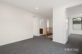 https://images.listonce.com.au/custom/160x/listings/15-shakespeare-avenue-mooroolbark-vic-3138/806/01883806_img_08.jpg?pNLpw2siaW8