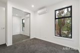 https://images.listonce.com.au/custom/160x/listings/15-shakespeare-avenue-mooroolbark-vic-3138/806/01883806_img_09.jpg?Jl9T5AaPRjo