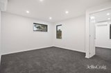 https://images.listonce.com.au/custom/160x/listings/15-shakespeare-avenue-mooroolbark-vic-3138/806/01883806_img_19.jpg?cwnjuMgTg_I