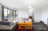 https://images.listonce.com.au/custom/160x/listings/15-sherlowe-crescent-viewbank-vic-3084/603/01974603_img_02.jpg?HHu1JkIQNec