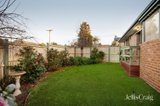 https://images.listonce.com.au/custom/160x/listings/15-sherlowe-crescent-viewbank-vic-3084/603/01974603_img_10.jpg?L9UeI5Mmq3I