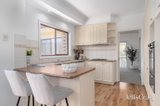 https://images.listonce.com.au/custom/160x/listings/15-short-street-glen-waverley-vic-3150/502/01818502_img_03.jpg?Ee_leKntBns