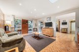 https://images.listonce.com.au/custom/160x/listings/15-sim-street-mount-waverley-vic-3149/383/00405383_img_02.jpg?PNbyGIGe0Xs