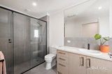 https://images.listonce.com.au/custom/160x/listings/15-simmons-court-chirnside-park-vic-3116/667/01779667_img_11.jpg?bTaQ1Fee9iQ