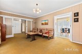 https://images.listonce.com.au/custom/160x/listings/15-snowden-drive-glen-waverley-vic-3150/085/01981085_img_02.jpg?uDyuWwaohqY