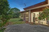 https://images.listonce.com.au/custom/160x/listings/15-st-albans-street-mount-waverley-vic-3149/499/00363499_img_08.jpg?exMTmEAIGbI