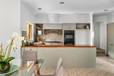 https://images.listonce.com.au/custom/160x/listings/15-st-anthonys-place-kew-vic-3101/192/01923192_img_06.jpg?i-hgmYukcqQ