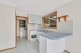 https://images.listonce.com.au/custom/160x/listings/15-stefania-mews-whittington-vic-3219/746/01698746_img_02.jpg?cbfZMVZpXGU