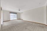 https://images.listonce.com.au/custom/160x/listings/15-stefania-mews-whittington-vic-3219/746/01698746_img_05.jpg?SUgH_S5Y7qE