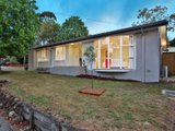 https://images.listonce.com.au/custom/160x/listings/15-stephen-crescent-croydon-vic-3136/340/01524340_img_01.jpg?fxUUWA517sA