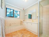 https://images.listonce.com.au/custom/160x/listings/15-summerhill-park-drive-mooroolbark-vic-3138/987/01523987_img_16.jpg?lCX5dCtaQxw