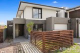 https://images.listonce.com.au/custom/160x/listings/15-sun-orchid-circuit-st-helena-vic-3088/324/01631324_img_01.jpg?lN3K0sg-E3g