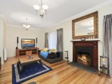 https://images.listonce.com.au/custom/160x/listings/15-sunbeam-avenue-ringwood-east-vic-3135/942/00620942_img_02.jpg?J7dcSQ4l7Sc