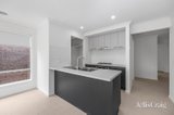 https://images.listonce.com.au/custom/160x/listings/15-sunpeaks-street-winter-valley-vic-3358/753/01986753_img_09.jpg?pbpKno1-dq8