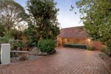 https://images.listonce.com.au/custom/160x/listings/15-sunrise-drive-greensborough-vic-3088/591/01702591_img_01.jpg?GwKZjTCeWOw