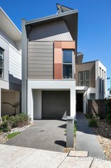 https://images.listonce.com.au/custom/160x/listings/15-sunset-drive-williamstown-vic-3016/278/01825278_img_02.jpg?HEzZLFaJr-U