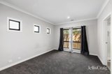 https://images.listonce.com.au/custom/160x/listings/15-swanston-street-heidelberg-heights-vic-3081/412/01988412_img_09.jpg?lZwHoMsDdVo