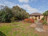 https://images.listonce.com.au/custom/160x/listings/15-talbot-road-strathmore-vic-3041/458/00847458_img_07.jpg?tIbIBw9POKI