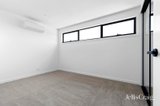 https://images.listonce.com.au/custom/160x/listings/15-the-avenue-belmont-vic-3216/184/01980184_img_10.jpg?z6lFL9eJib4