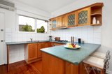 https://images.listonce.com.au/custom/160x/listings/15-thistle-street-essendon-vic-3040/176/00496176_img_03.jpg?gxZhr3n8Dzw